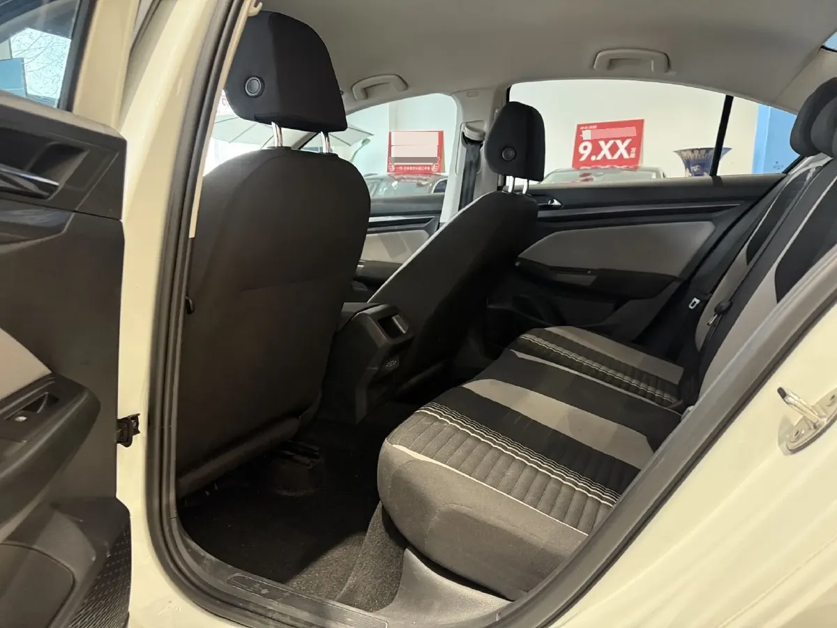 2023 Volkswagen Bora 1.2T 116HP L4 7DCT,autocango,china used car exporter,china ev exporter,chinese used car exporter,chinese used ev exporter