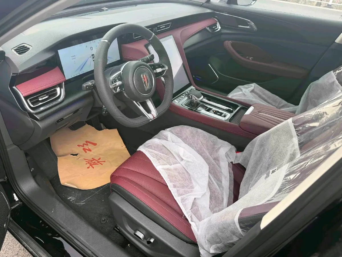 2025 HongQi H5 2.0T 224HP L4 8AT,autocango,china used car exporter,china ev exporter,chinese used car exporter,chinese used ev exporter
