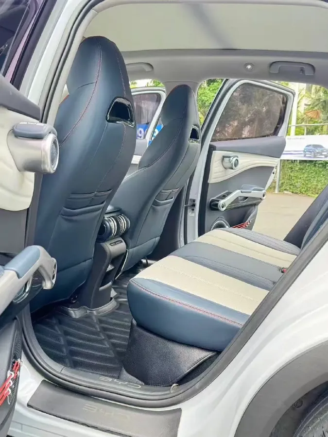2022 Foton Grand General G7 2.0T 238HP L4 8AT,autocango,china used car exporter,china ev exporter,chinese used car exporter,chinese used ev exporter