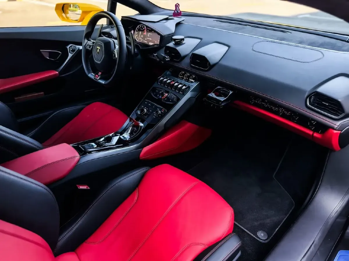 2016 Lamborghini Huracán 5.2L 580HP V10 7DCT,autocango,china used car exporter,china ev exporter,chinese used car exporter,chinese used ev exporter
