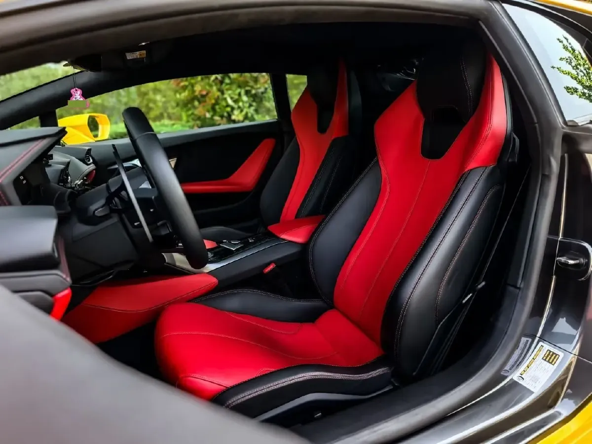 2016 Lamborghini Huracán 5.2L 580HP V10 7DCT,autocango,china used car exporter,china ev exporter,chinese used car exporter,chinese used ev exporter