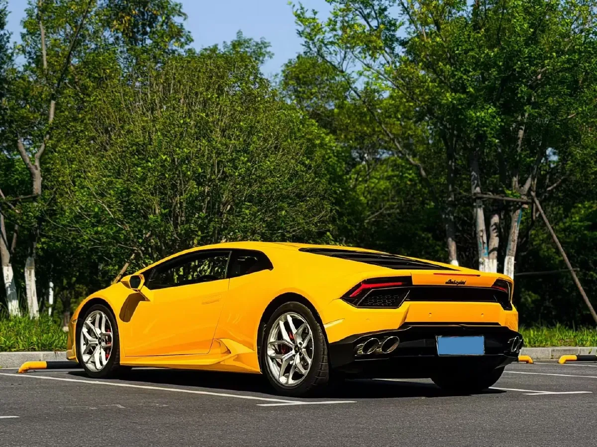2016 Lamborghini Huracán 5.2L 580HP V10 7DCT,autocango,china used car exporter,china ev exporter,chinese used car exporter,chinese used ev exporter