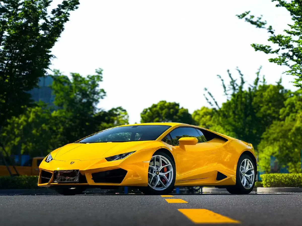 2016 Lamborghini Huracán 5.2L 580HP V10 7DCT,autocango,china used car exporter,china ev exporter,chinese used car exporter,chinese used ev exporter