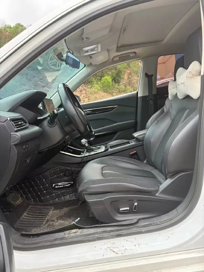 2020 DongFeng Aeolus YiXuan 1.5T 150HP L4 6DCT,autocango,china used car exporter,china ev exporter,chinese used car exporter,chinese used ev exporter