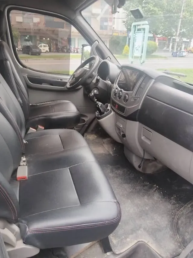 2021 DongFeng DFAC YuFeng 2.3T 110HP L4 6MT,autocango,china used car exporter,china ev exporter,chinese used car exporter,chinese used ev exporter