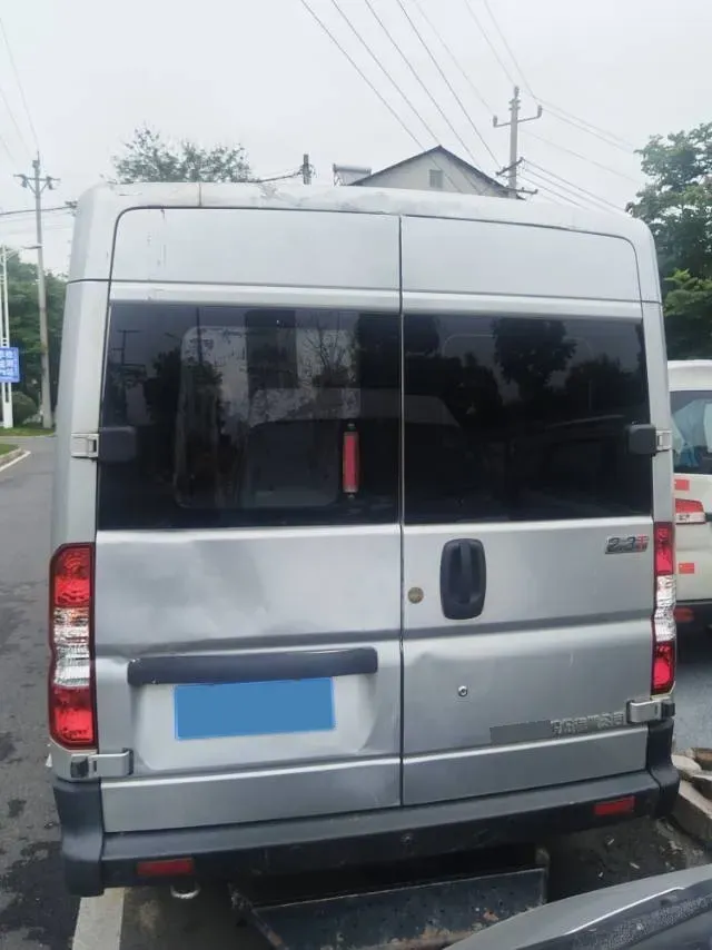 2021 DongFeng DFAC YuFeng 2.3T 110HP L4 6MT,autocango,china used car exporter,china ev exporter,chinese used car exporter,chinese used ev exporter