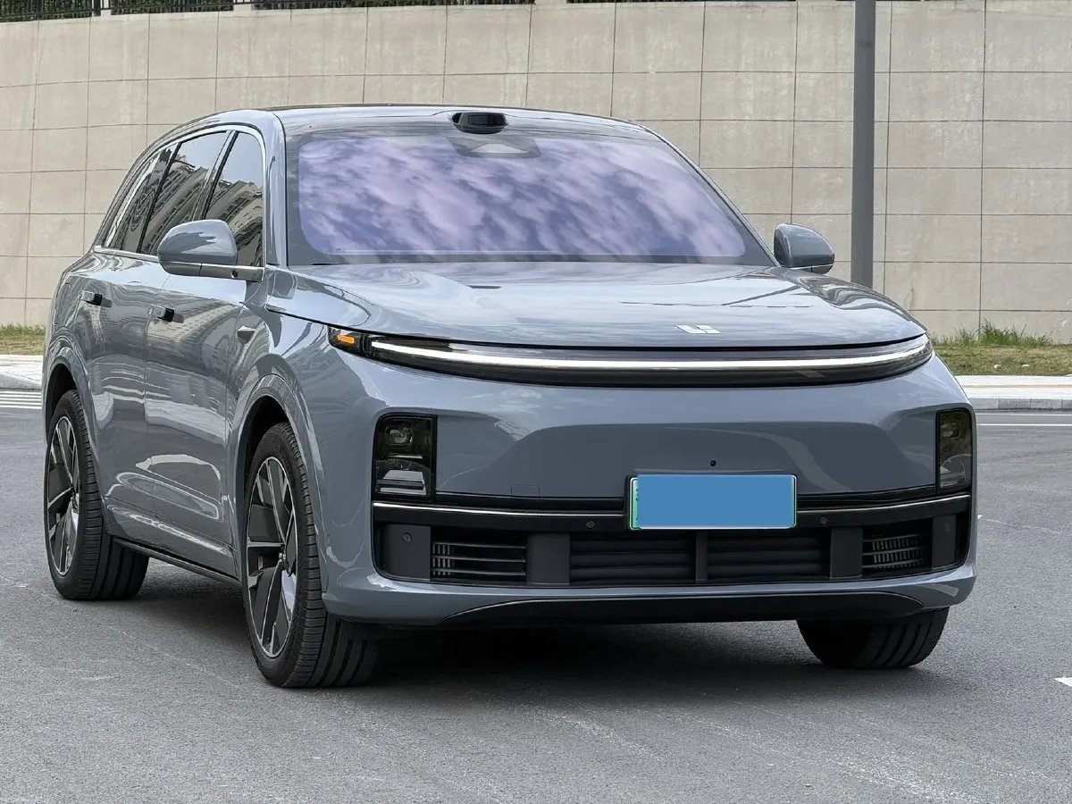 2025 Li L7 Range Extended 154HP REEV,autocango,china used car exporter,china ev exporter,chinese used car exporter,chinese used ev exporter