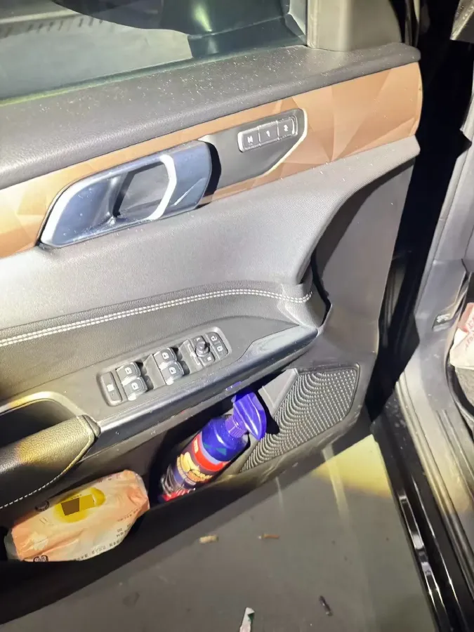 2019 LYNK&CO 01 2.0T 190HP L4 7DCT,autocango,china used car exporter,china ev exporter,chinese used car exporter,chinese used ev exporter