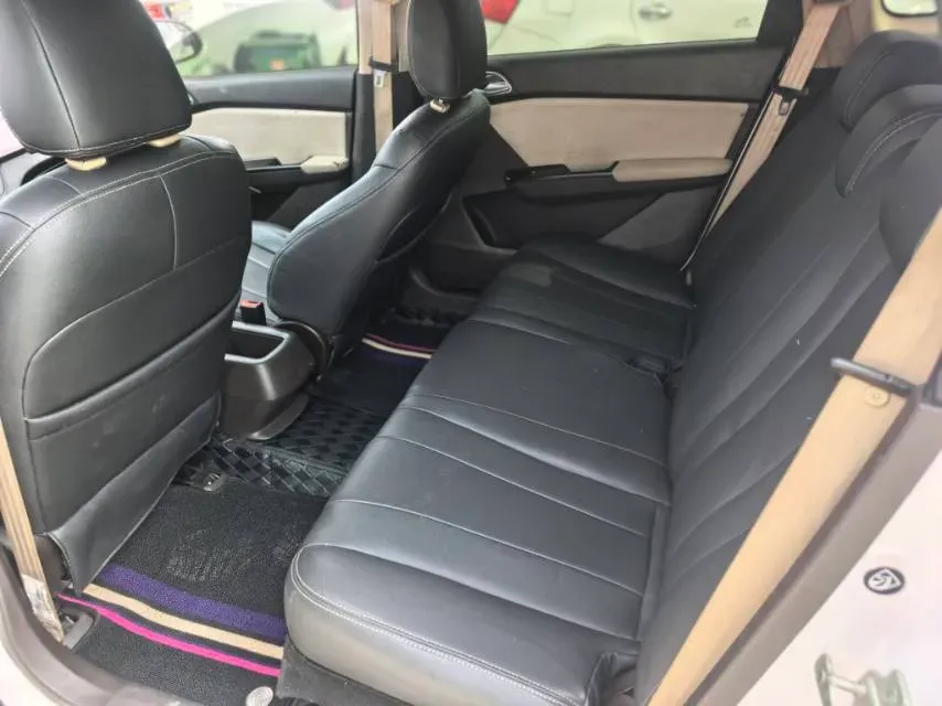 2019 Golden Dragon New Era Sea Lion 2.0L 102HP L4 5MT,autocango,china used car exporter,china ev exporter,chinese used car exporter,chinese used ev exporter