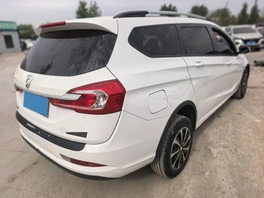 2019 Golden Dragon New Era Sea Lion 2.0L 102HP L4 5MT,autocango,china used car exporter,china ev exporter,chinese used car exporter,chinese used ev exporter