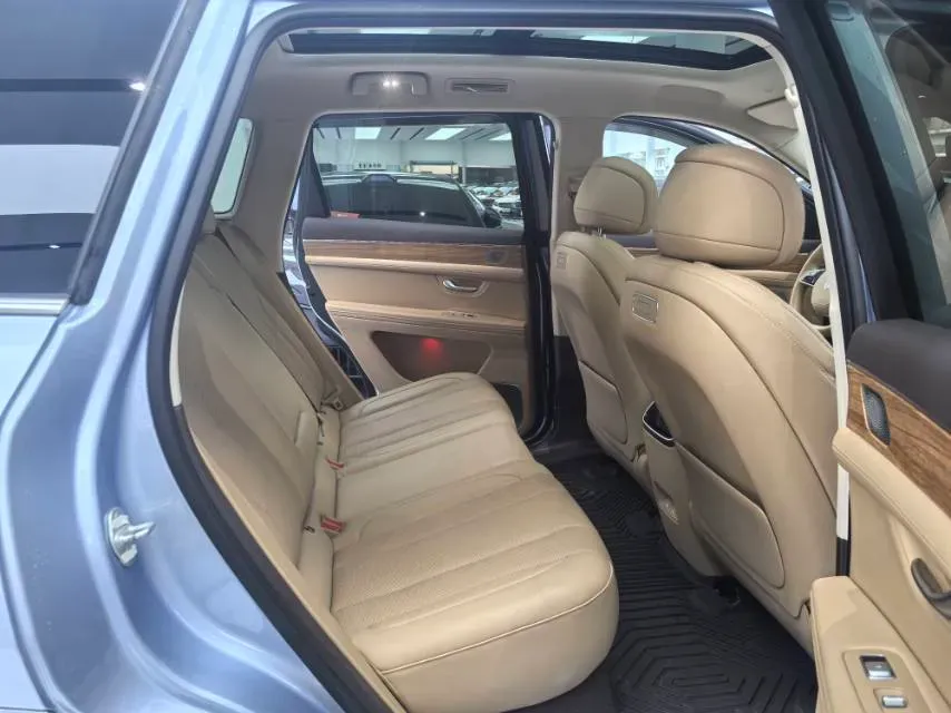 2024 AITO AITO M7 1.5T 152HP L4 REEV 40KWH,autocango,china used car exporter,china ev exporter,chinese used car exporter,chinese used ev exporter