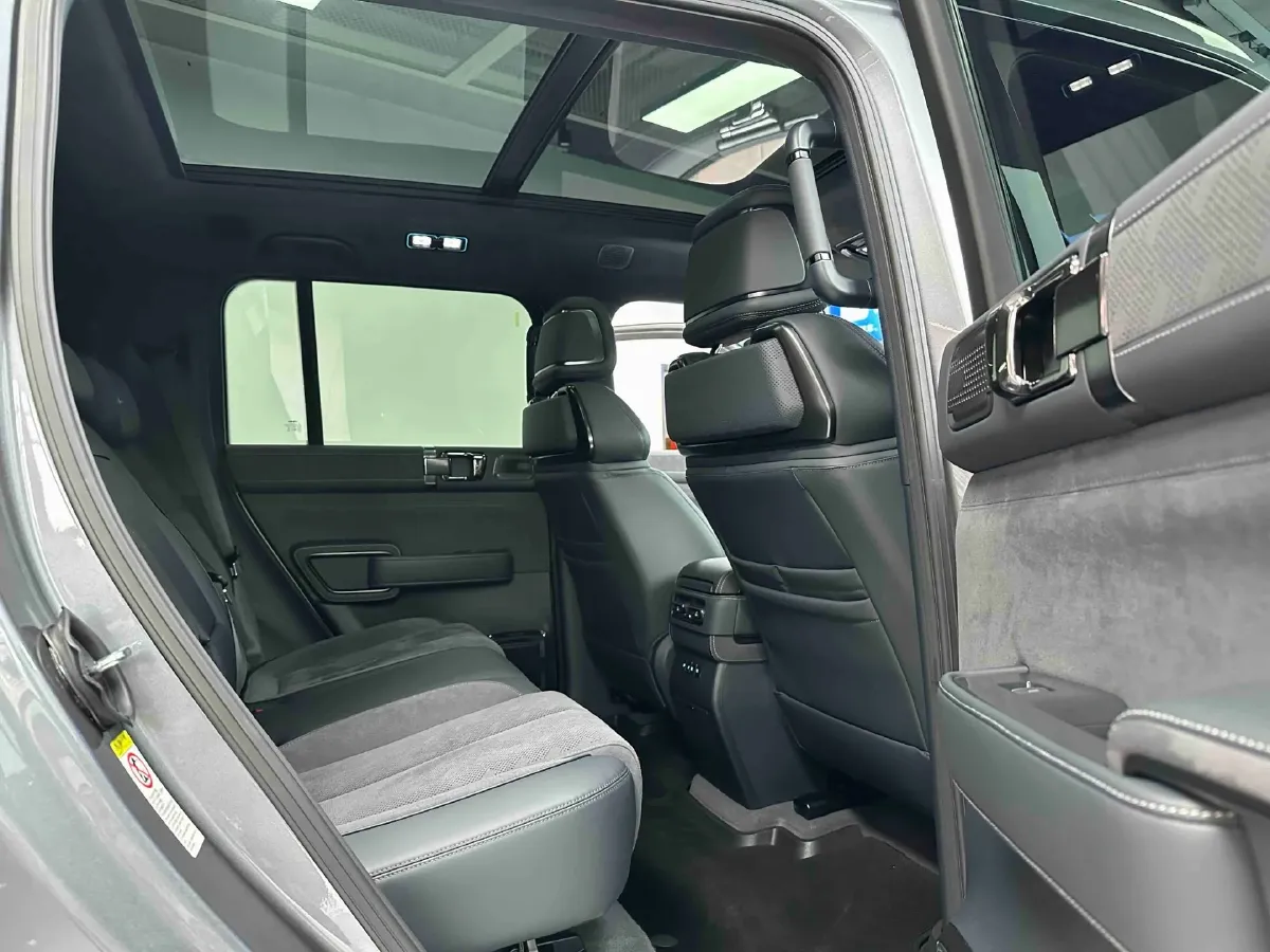 2023 FangChengBao Bao 5 1.5T 194HP L4 E-CVT PHEV 31.8KWH,autocango,china used car exporter,china ev exporter,chinese used car exporter,chinese used ev exporter
