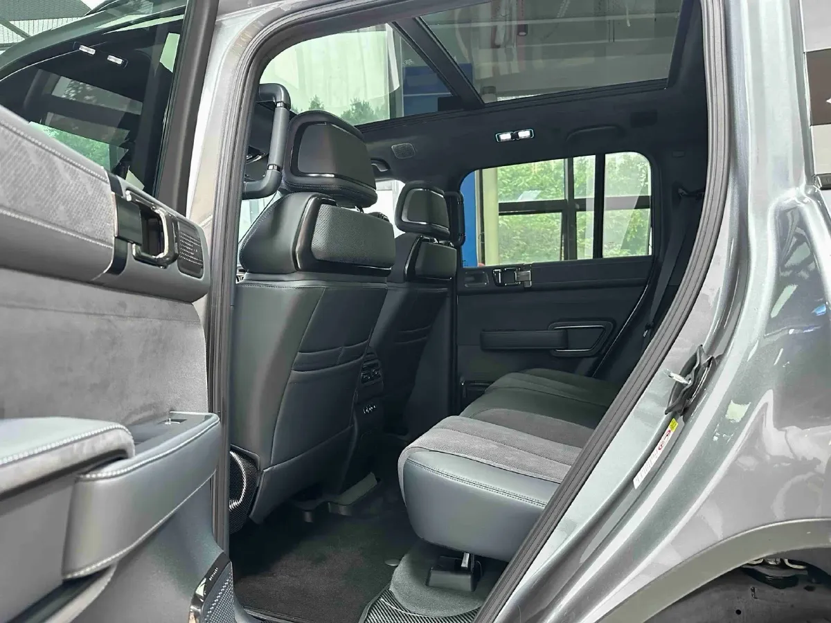 2023 FangChengBao Bao 5 1.5T 194HP L4 E-CVT PHEV 31.8KWH,autocango,china used car exporter,china ev exporter,chinese used car exporter,chinese used ev exporter
