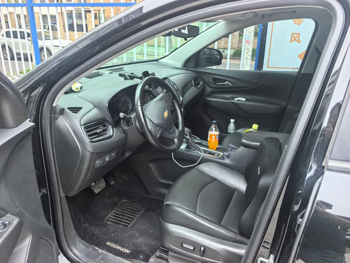 2021 Chevrolet Equinox 1.5T 169HP L4 6AT,autocango,china used car exporter,china ev exporter,chinese used car exporter,chinese used ev exporter