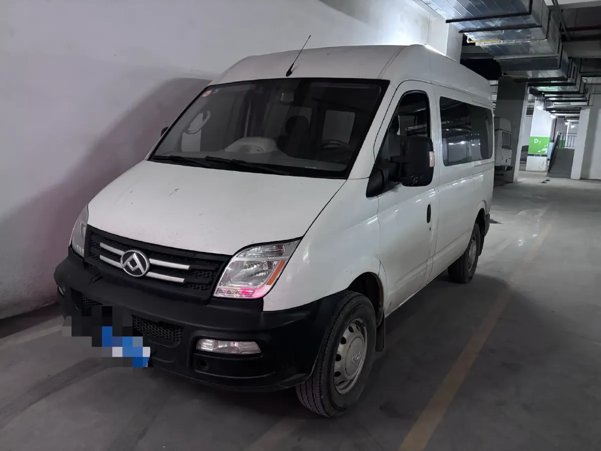2020 MAXUS XinTu V80 2.5T 136HP L4 6MT,autocango,china used car exporter,china ev exporter,chinese used car exporter,chinese used ev exporter