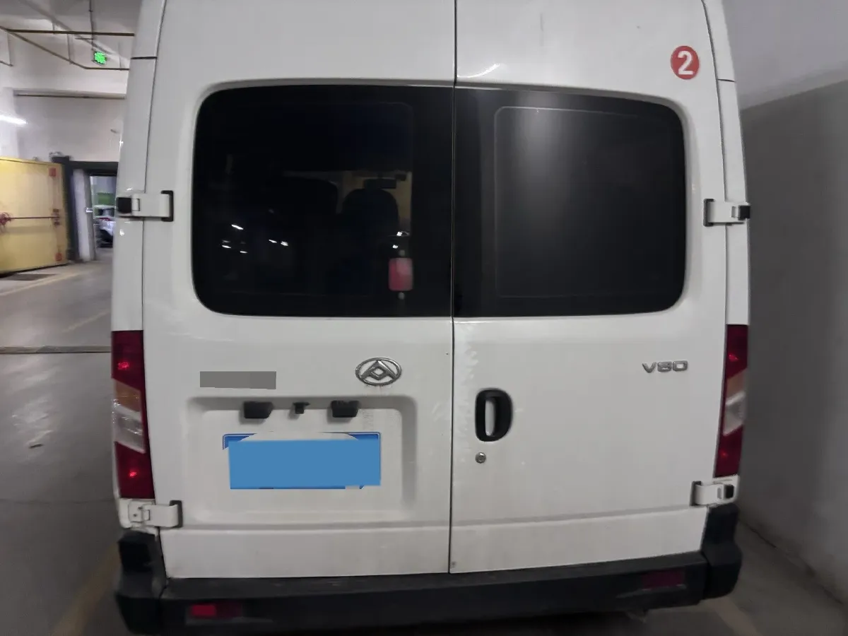 2020 MAXUS XinTu V80 2.5T 136HP L4 6MT,autocango,china used car exporter,china ev exporter,chinese used car exporter,chinese used ev exporter