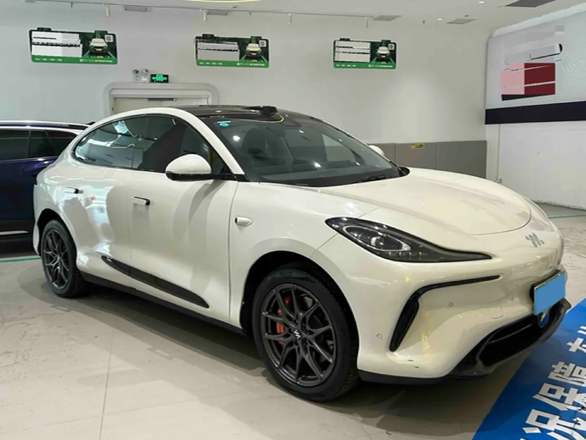 2023 IM LS6 BEV 71KWH,autocango,china used car exporter,china ev exporter,chinese used car exporter,chinese used ev exporter