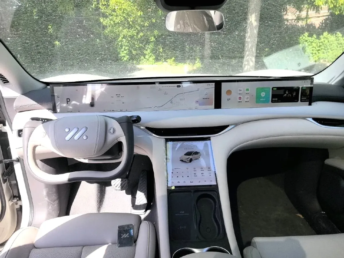 2023 IM LS6 BEV 71KWH,autocango,china used car exporter,china ev exporter,chinese used car exporter,chinese used ev exporter