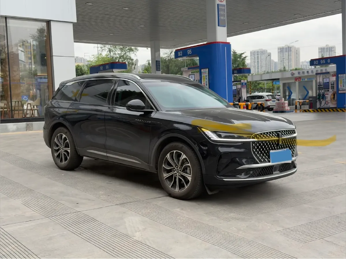 2025 Lincoln Nautilus 2.0T 261HP L4 8AT,autocango,china used car exporter,china ev exporter,chinese used car exporter,chinese used ev exporter