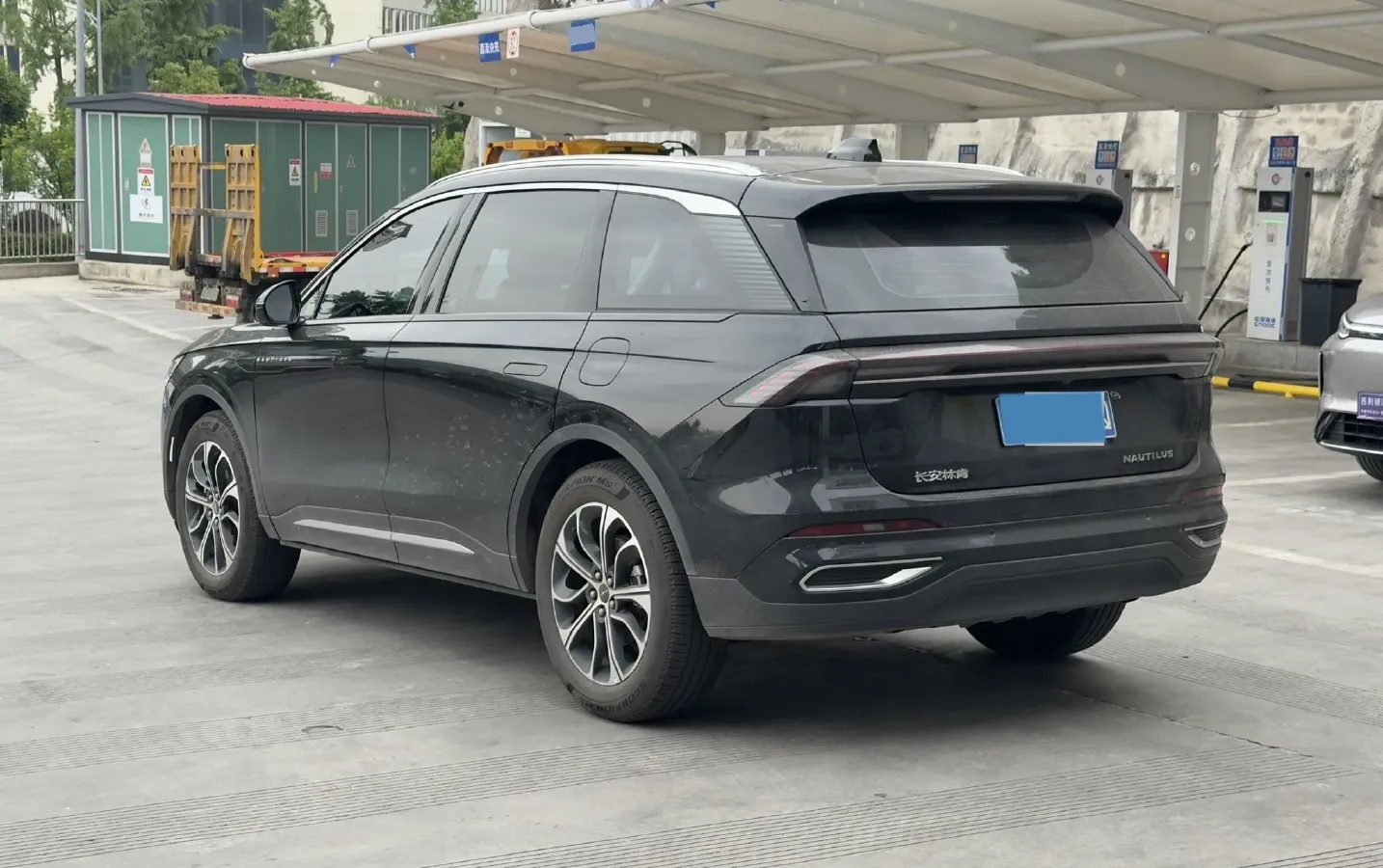 2025 Lincoln Nautilus 2.0T 261HP L4 8AT,autocango,china used car exporter,china ev exporter,chinese used car exporter,chinese used ev exporter