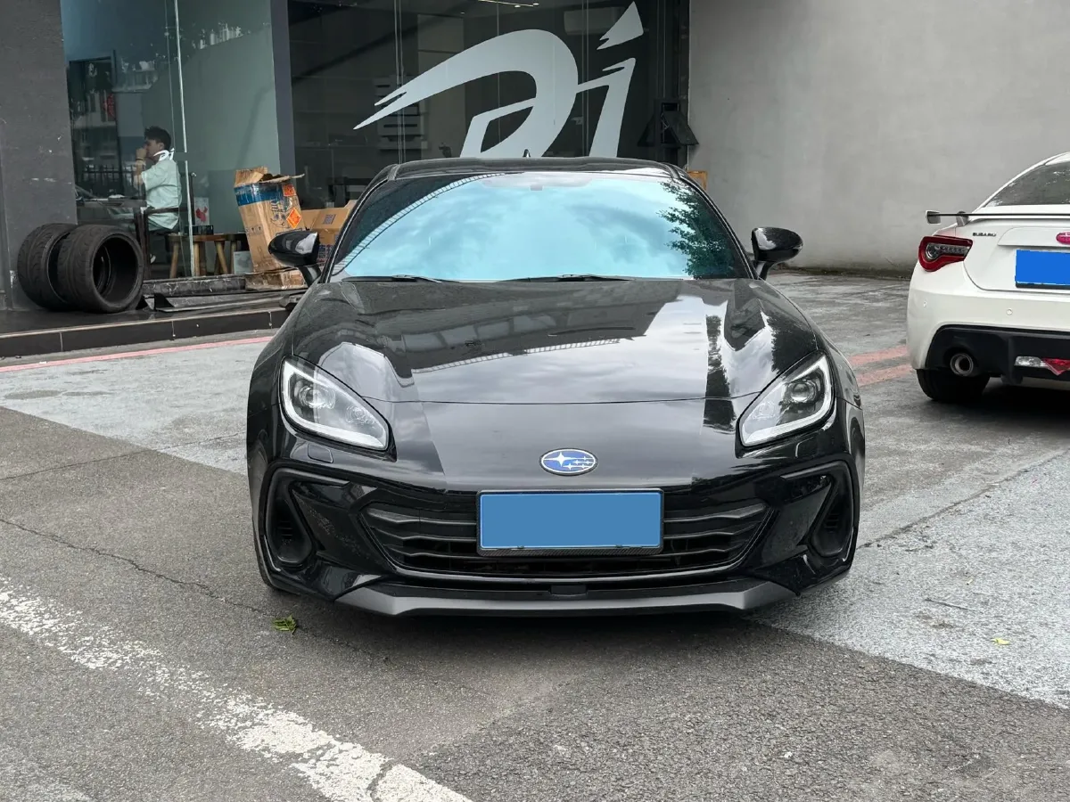 2022 Subaru BRZ 2.4L 234HP H4 6MT,autocango,china used car exporter,china ev exporter,chinese used car exporter,chinese used ev exporter
