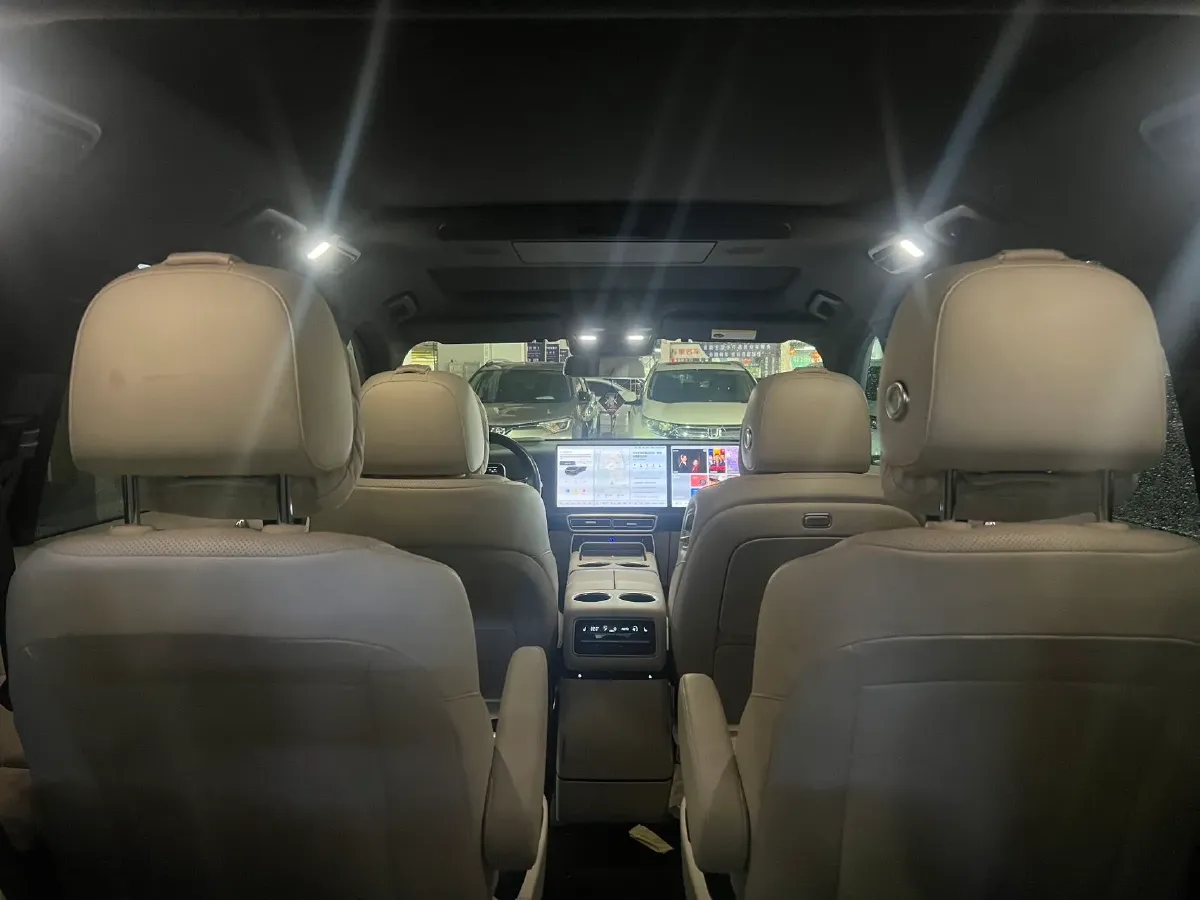 2023 Li L9 Range Extended 154HP REEV 42.6KWH,autocango,china used car exporter,china ev exporter,chinese used car exporter,chinese used ev exporter