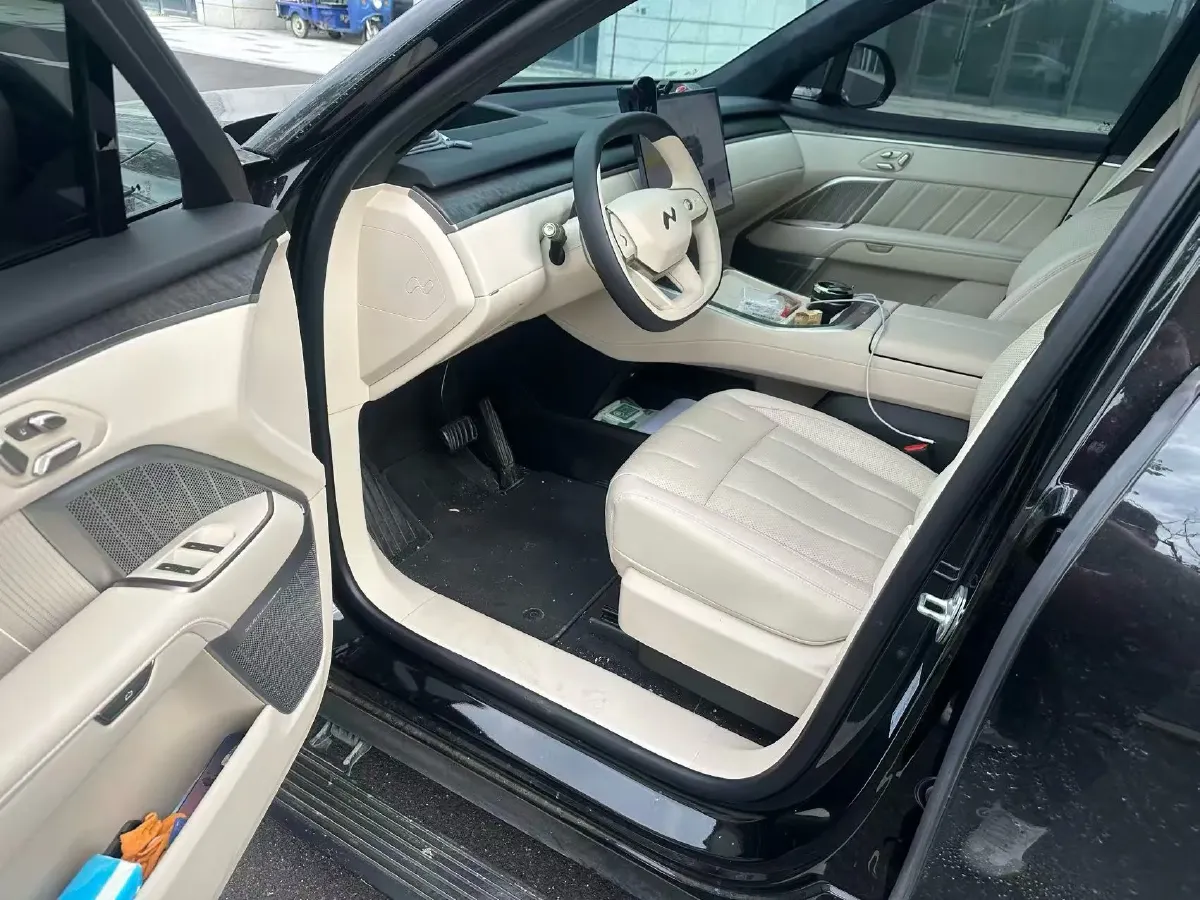 2025 ONVO L90 BEV,autocango,china used car exporter,china ev exporter,chinese used car exporter,chinese used ev exporter