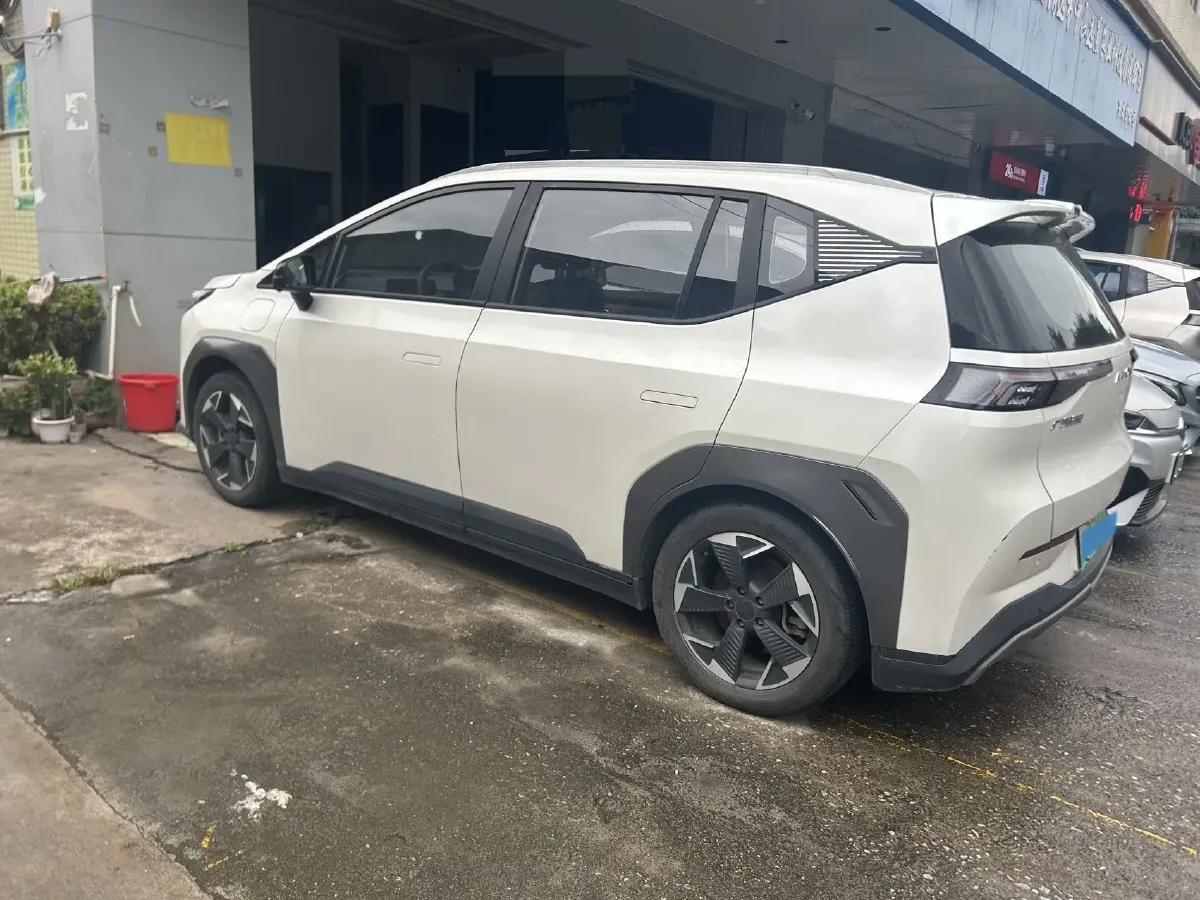 2022 Geely Okavango 1.8T 184HP L4 7DCT,autocango,china used car exporter,china ev exporter,chinese used car exporter,chinese used ev exporter