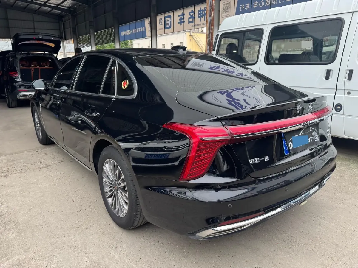 2024 HongQi H5 1.5T 169HP L4 7DCT,autocango,china used car exporter,china ev exporter,chinese used car exporter,chinese used ev exporter