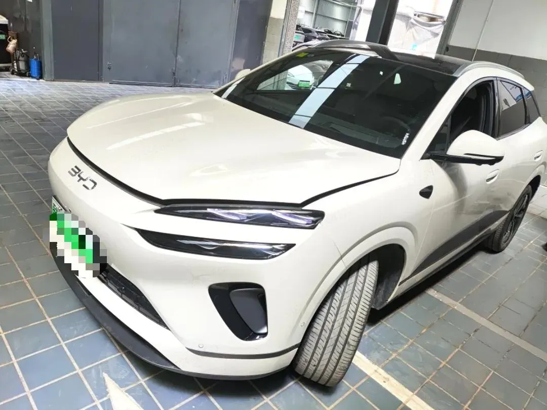 2025 LanDian E5 PLUS 1.5L 95HP L4 E-CVT PHEV,autocango,china used car exporter,china ev exporter,chinese used car exporter,chinese used ev exporter