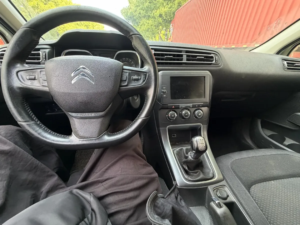2018 Citroen C4 C-Quatre 1.6L 117HP L4 5MT,autocango,china used car exporter,china ev exporter,chinese used car exporter,chinese used ev exporter