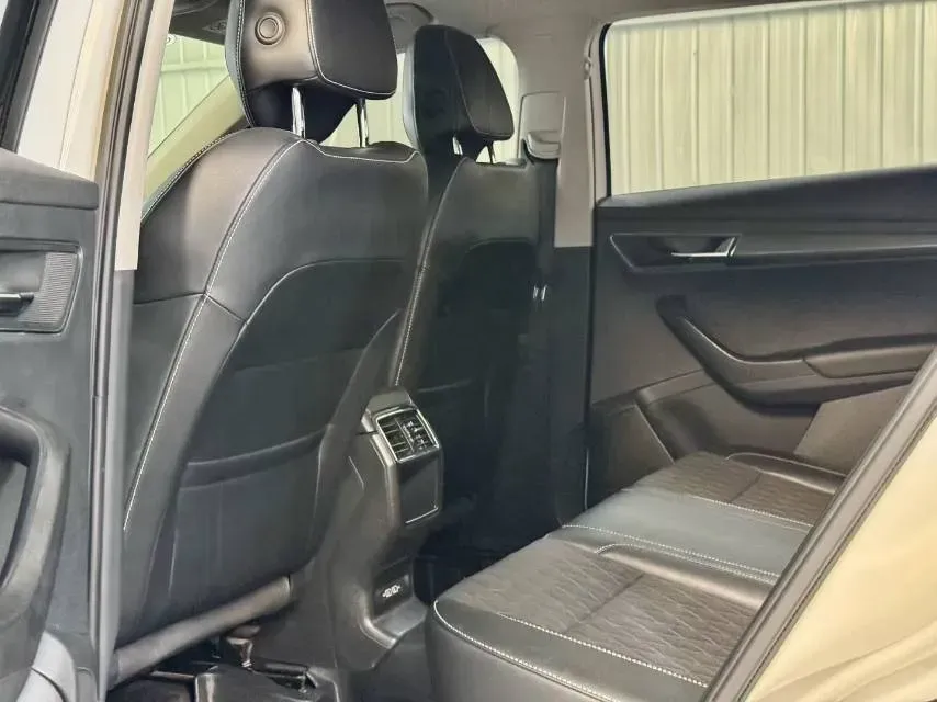 2019 Chevrolet Malibu XL 1.3T 165HP L3 CVT,autocango,china used car exporter,china ev exporter,chinese used car exporter,chinese used ev exporter