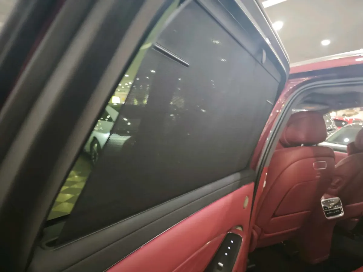 2025 AITO AITO M8 REEV 160HP REEV 53.4KWH,autocango,china used car exporter,china ev exporter,chinese used car exporter,chinese used ev exporter
