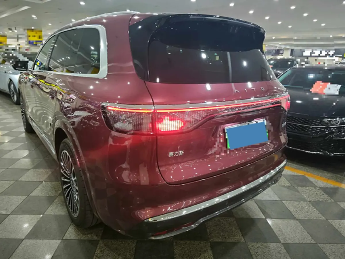 2025 AITO AITO M8 REEV 160HP REEV 53.4KWH,autocango,china used car exporter,china ev exporter,chinese used car exporter,chinese used ev exporter