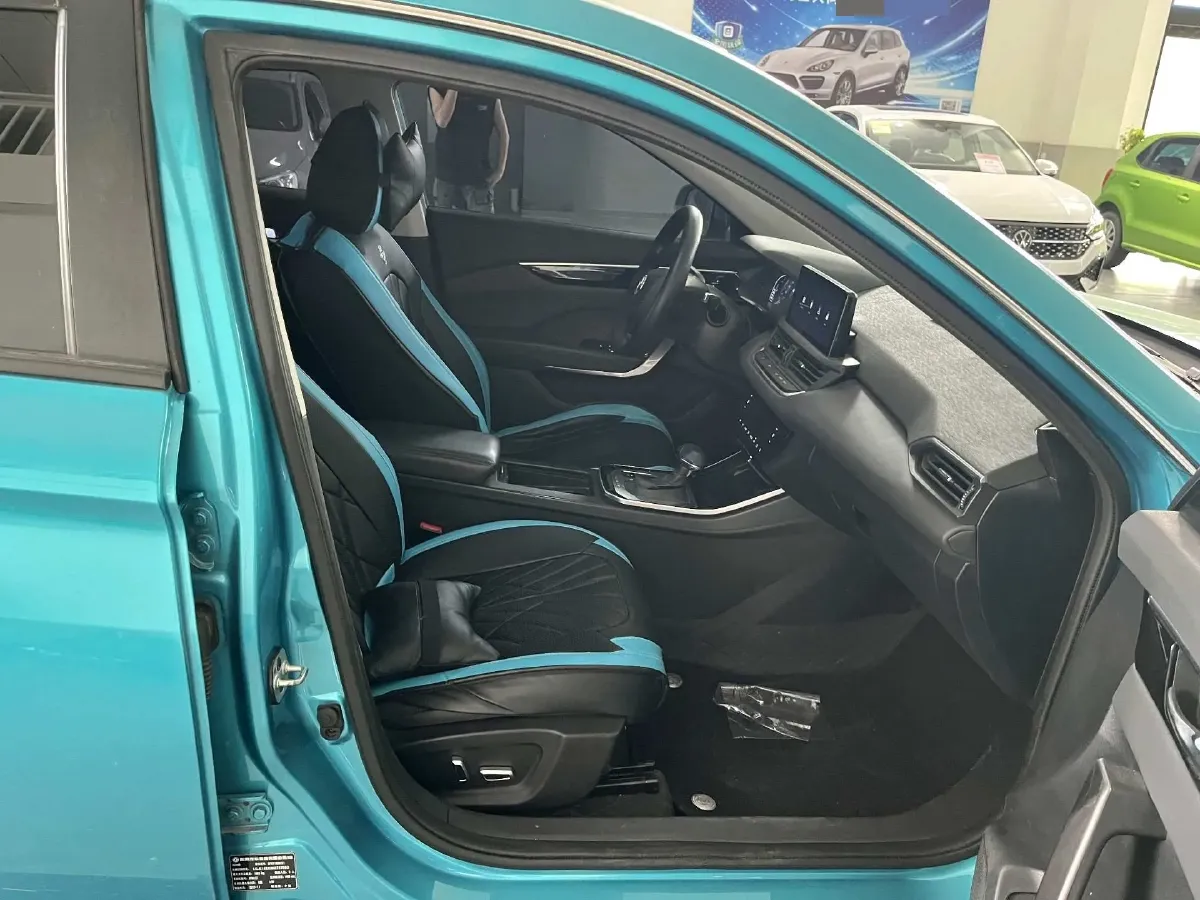 2020 DongFeng Aeolus YiXuan 1.5T 150HP L4 6DCT,autocango,china used car exporter,china ev exporter,chinese used car exporter,chinese used ev exporter