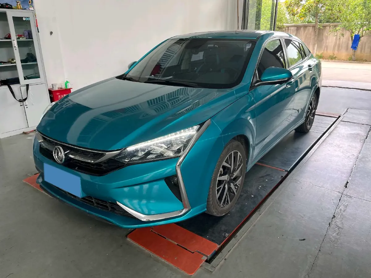 2020 DongFeng Aeolus YiXuan 1.5T 150HP L4 6DCT,autocango,china used car exporter,china ev exporter,chinese used car exporter,chinese used ev exporter