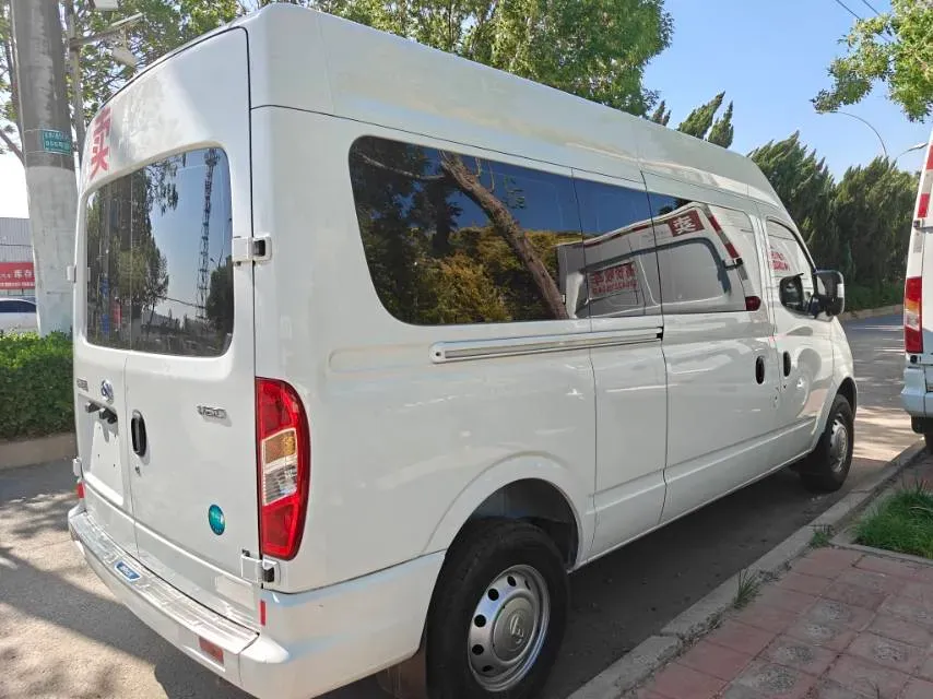 2021 MAXUS XinTu V80 2.0T 127HP L4 6MT,autocango,china used car exporter,china ev exporter,chinese used car exporter,chinese used ev exporter