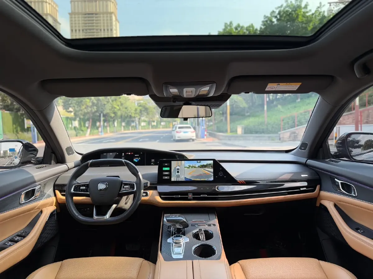 2021 ChangAn UNI-K 2.0T 233HP L4 8AT,autocango,china used car exporter,china ev exporter,chinese used car exporter,chinese used ev exporter
