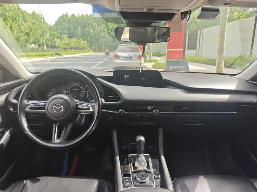 2020 Mazda 3 Axela 2.0L 158HP L4 6AT,autocango,china used car exporter,china ev exporter,chinese used car exporter,chinese used ev exporter