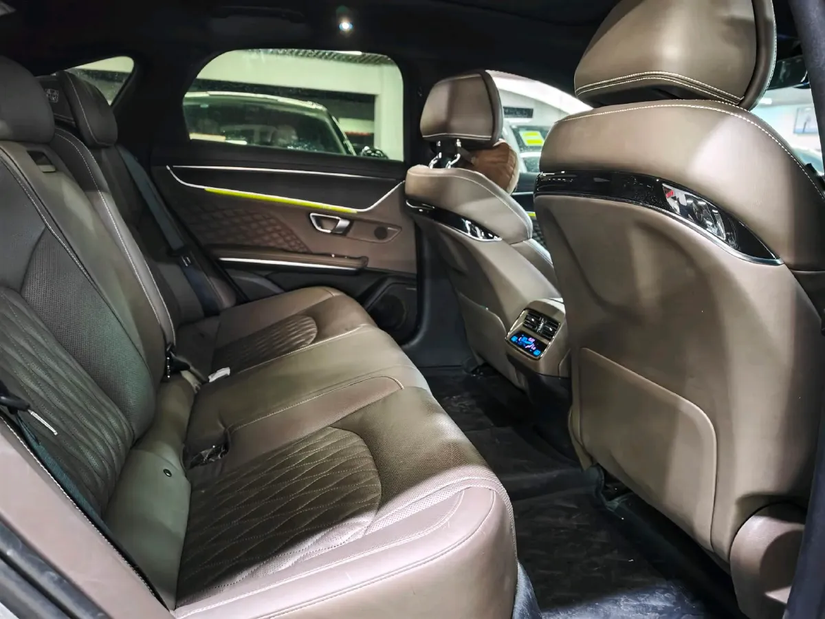 2022 Lincoln Corsair 2.0T 245HP L4 8AT,autocango,china used car exporter,china ev exporter,chinese used car exporter,chinese used ev exporter