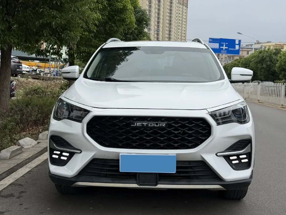 2021 DongFeng Forthing LingZhi Plus 2.0L 133HP L4 6MT,autocango,china used car exporter,china ev exporter,chinese used car exporter,chinese used ev exporter