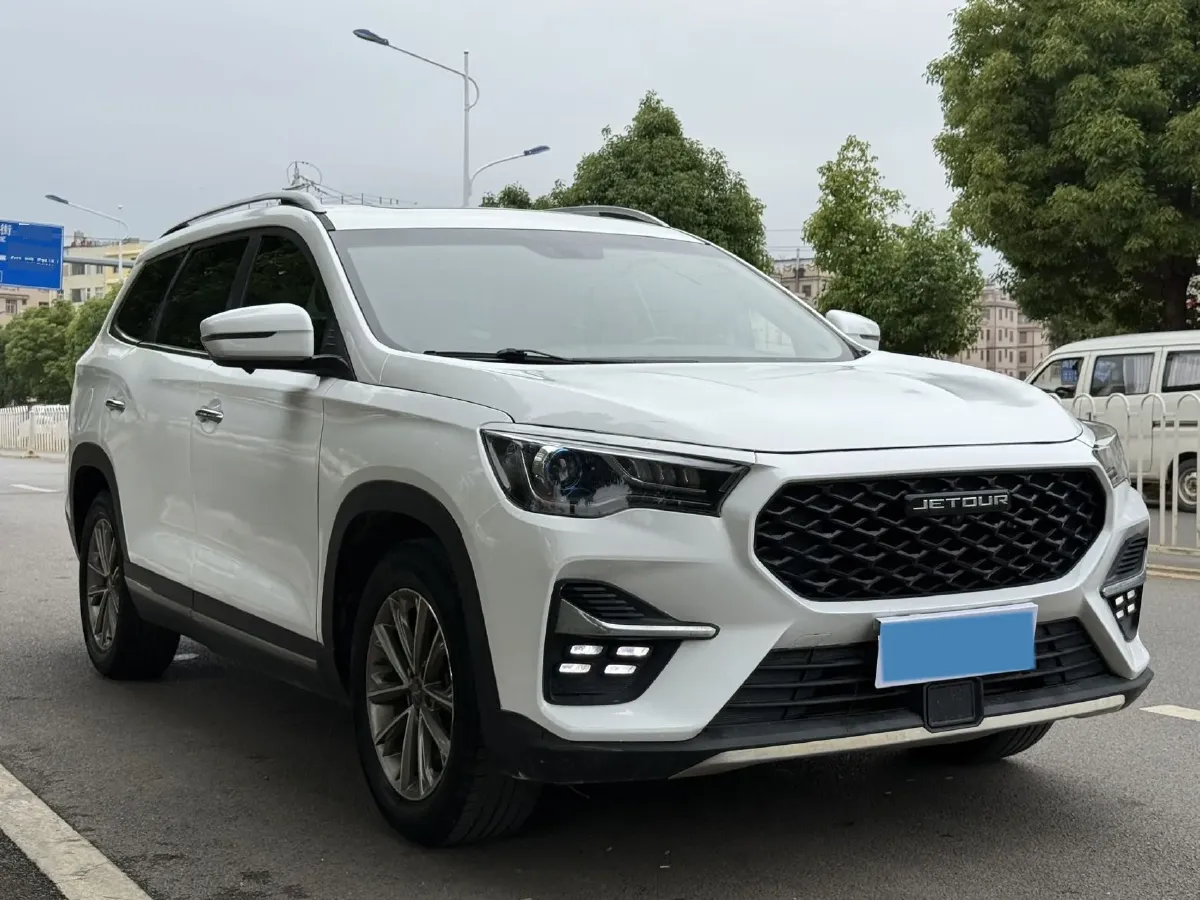 2021 DongFeng Forthing LingZhi Plus 2.0L 133HP L4 6MT,autocango,china used car exporter,china ev exporter,chinese used car exporter,chinese used ev exporter
