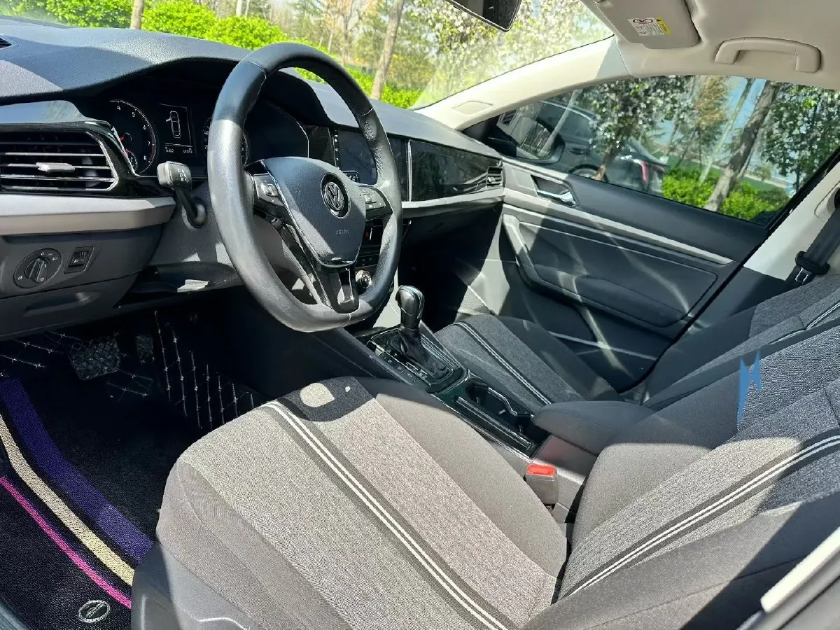 2019 Volkswagen T-Cross 1.5L 113HP L4 6AT,autocango,china used car exporter,china ev exporter,chinese used car exporter,chinese used ev exporter