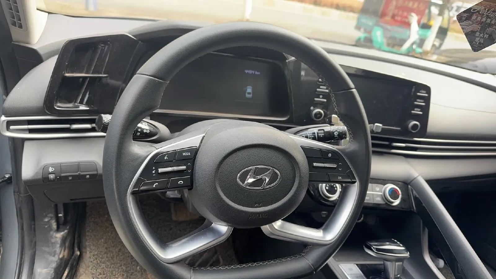 2021 Hyundai Elantra 1.5L 115HP L4 CVT,autocango,china used car exporter,china ev exporter,chinese used car exporter,chinese used ev exporter