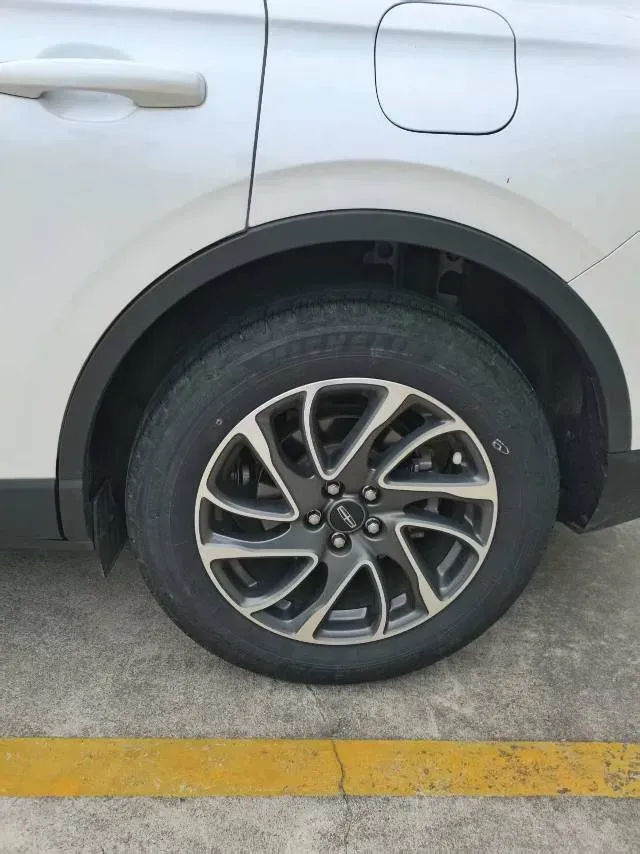 2022 Lincoln Corsair 2.0T 245HP L4 8AT,autocango,china used car exporter,china ev exporter,chinese used car exporter,chinese used ev exporter