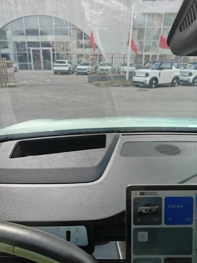 2023 Livan 7 BEV 68.03KWH,autocango,china used car exporter,china ev exporter,chinese used car exporter,chinese used ev exporter