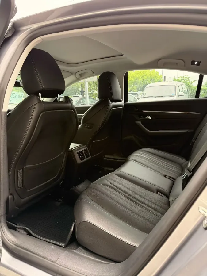 2023 Peugeot 508 1.8T 211HP L4 8AT,autocango,china used car exporter,china ev exporter,chinese used car exporter,chinese used ev exporter