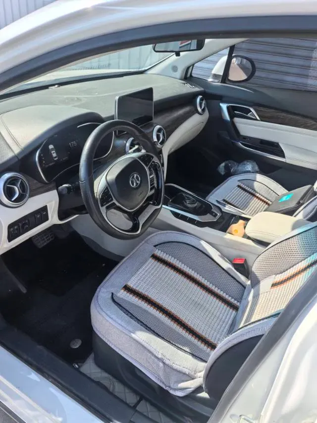 2018 BeiJing Auto EU5 BEV 53.66KWH,autocango,china used car exporter,china ev exporter,chinese used car exporter,chinese used ev exporter