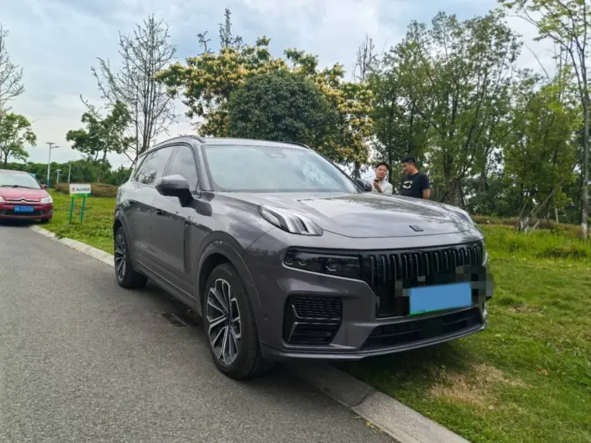 2024 LYNK&CO 09 EM-P 2.0T 254HP L4 3DHT PHEV 40.1KWH,autocango,china used car exporter,china ev exporter,chinese used car exporter,chinese used ev exporter