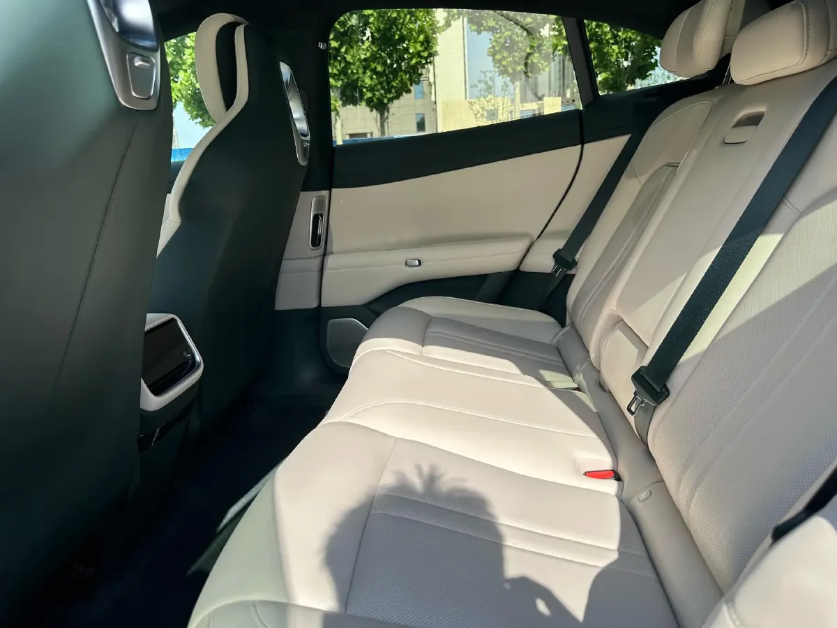 2025 MI YU7 BEV,autocango,china used car exporter,china ev exporter,chinese used car exporter,chinese used ev exporter